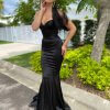 mermaid type, body fit, sexy back, black, formal gown