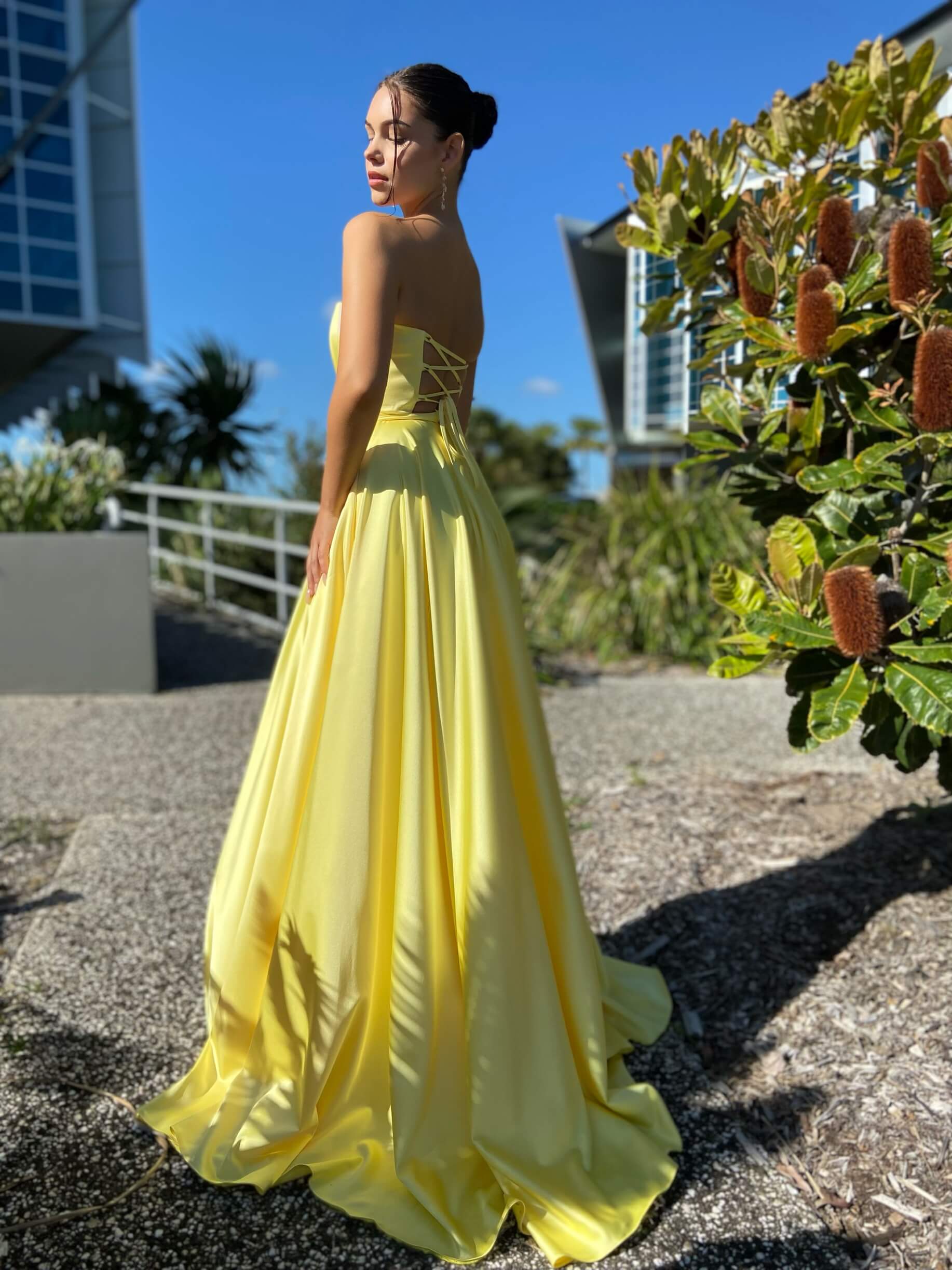 Yellow Princess Yellow Prom Dresses 2023 With Beaded Top And Extra Puffy  Ruffles For Girls Party And Evening Gowns From Lindaxu90, $192.22 |  DHgate.Com
