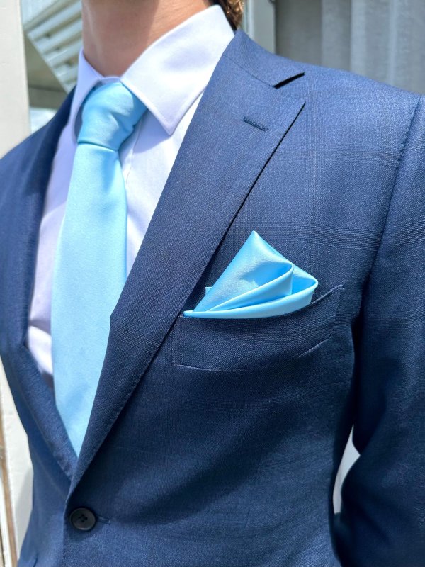 sky blue tie