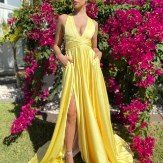 LARA YELLOW