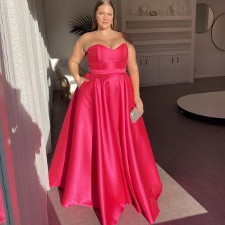 Lainey Fuchsia Mikado