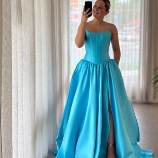 Francesca Gown