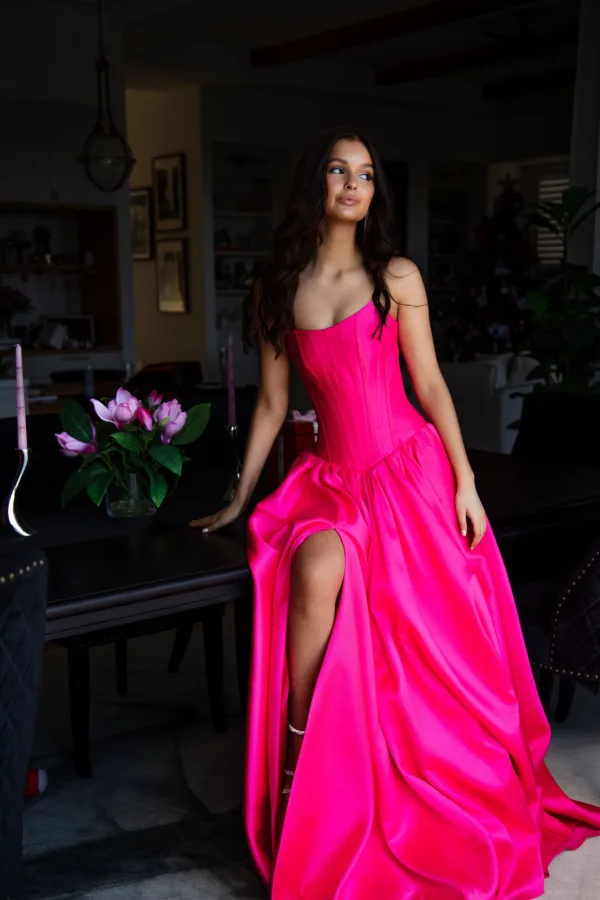Francesca Fuchsia Mikado