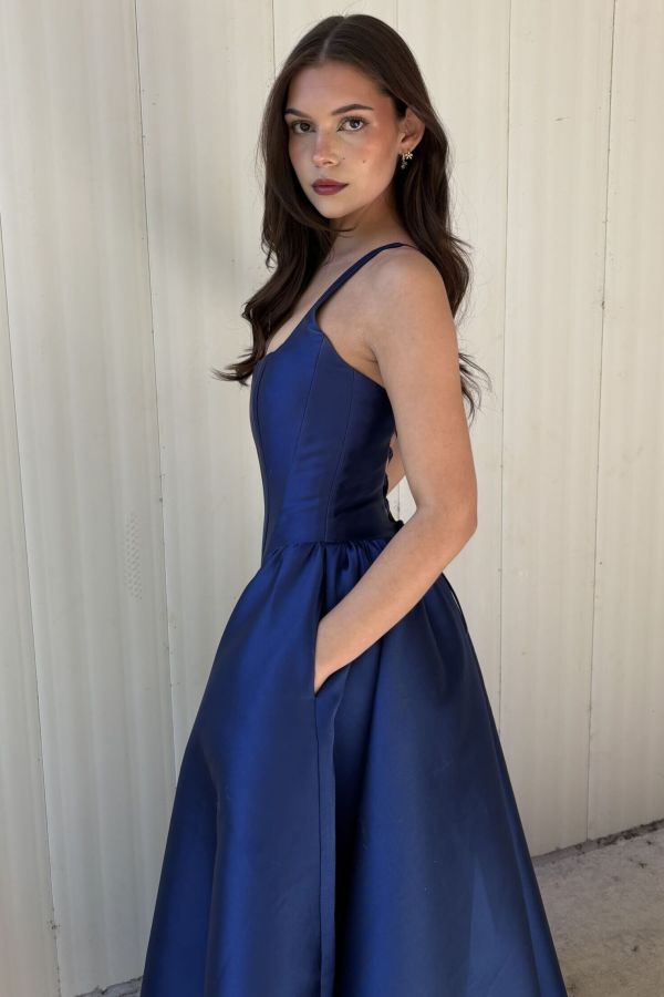 Cassandra Navy Mikado
