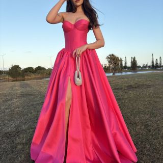 Sabrina Fuchsia Mikado