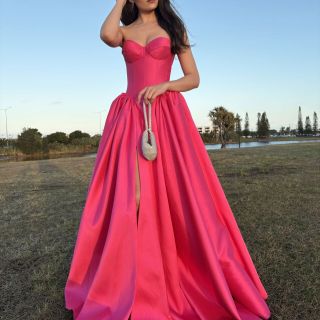 Sabrina Fuchsia Mikado