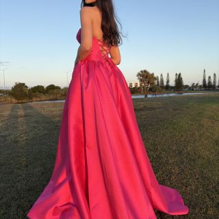 Sabrina Fuchsia Mikado