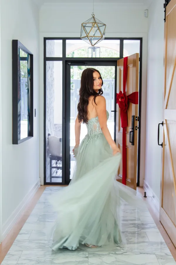 Demi Gown Sage8