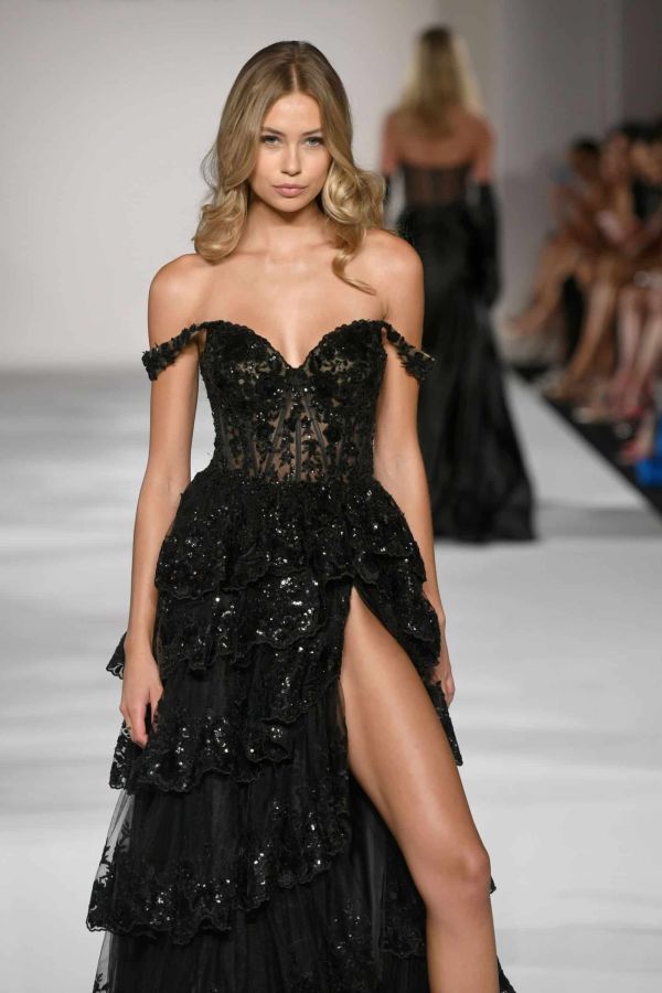 55500 sherri hill