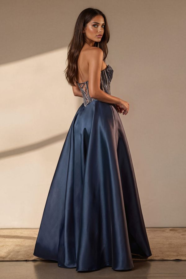 Mary Navy Back